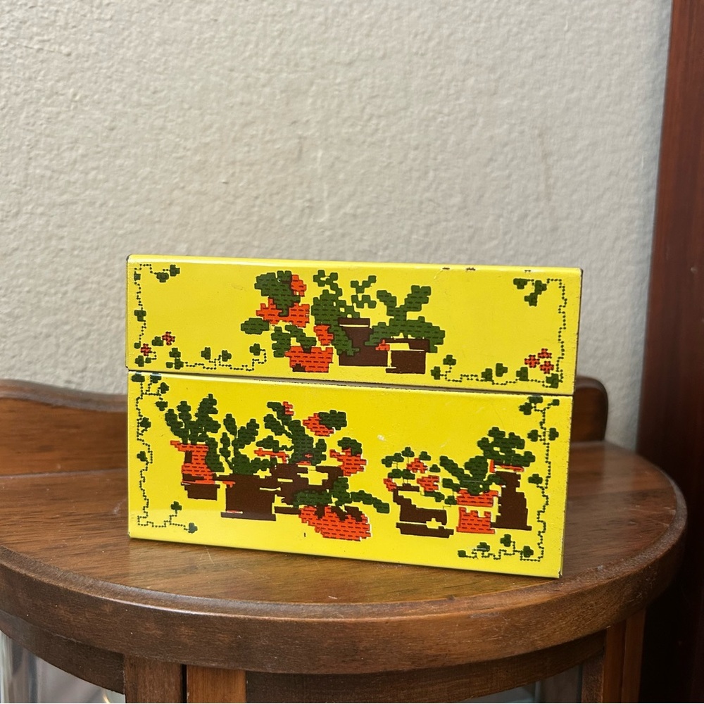 Vintage yellow recipe box
